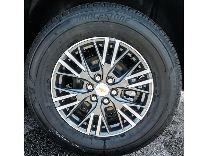 2026 Chevrolet Traverse — detail view