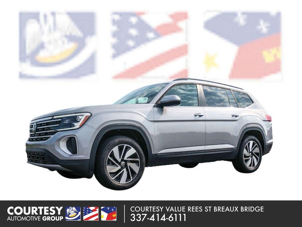 2025 Volkswagen Atlas 2.0T SE w/Technology in Silver Mist Metallic — front three-quarter view