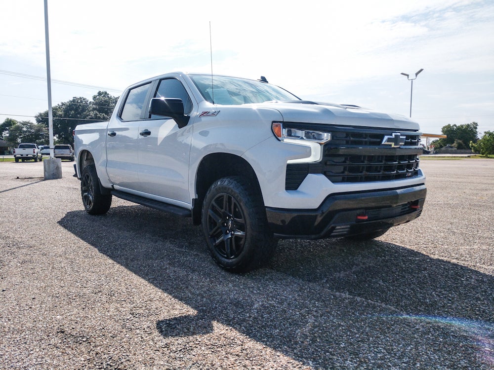 2024 Chevrolet Silverado 1500 — interior view