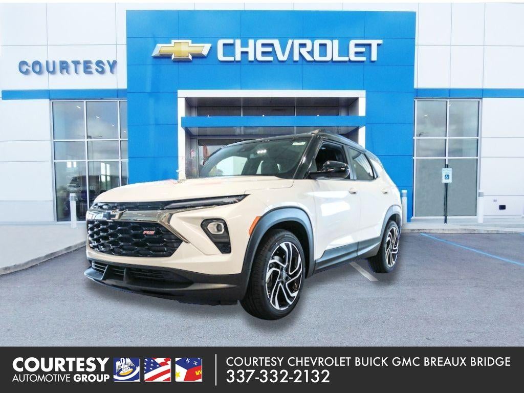2026 Chevrolet TrailBlazer RS in Iridescent Pearl Tricoat — front three-quarter view